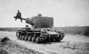 Tank_KV2_eastern_front_1941_6