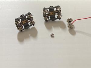ボールベアリングによる集電